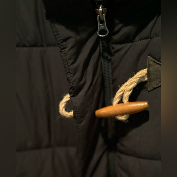 Legendary Whitetail women’s black vest NWOT size medium - Picture 3 of 5